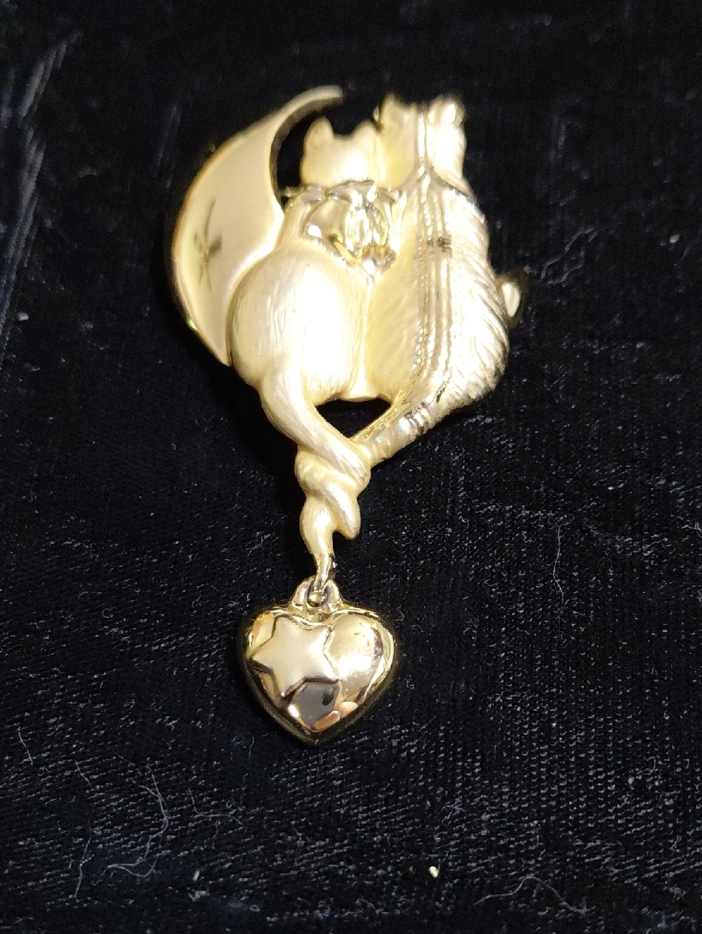 Vintage Gold Cat & Dog Heart Dangle Brooch - Women's Jewelry